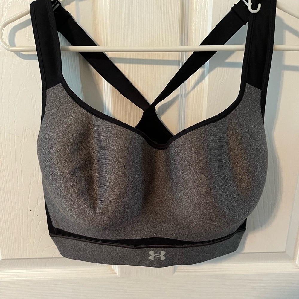 Under Armor bra size 38DD